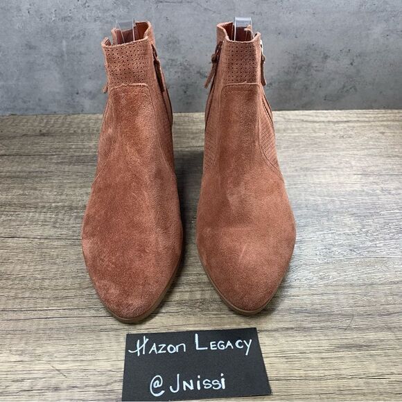 Violet & Red~Women’s~Deep Salmon Suede  Booties "Carley" ~Size 9.5M - Picture 3 of 9